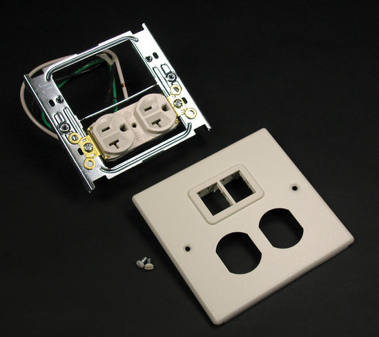 V4047WT | 4047 Two Gang Cover One Duplex Receptacle Installed TrakJack Mini Adapter Series