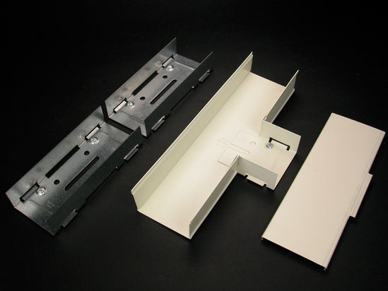 V3015E | 3015E Tee Fitting Series