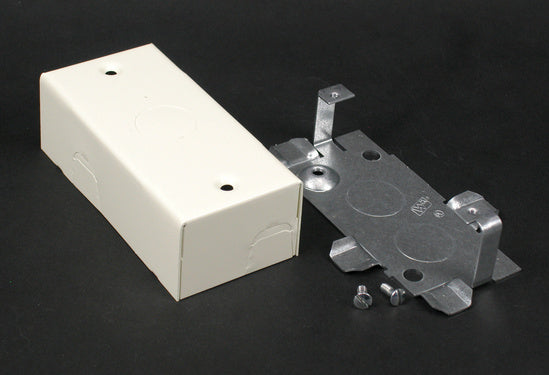 V57242 | 500 and 700 Series Utility Box Fitting Series