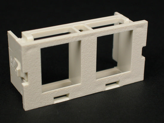 CM2-U2KEYA-GY | CM 2A Dual Flushmount Unloaded Keystone Module Series