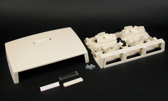 CM-MMB-233-WH | 4008002300 Three Insert Multimedia Box Fitting Series