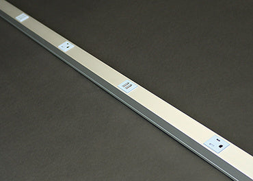 AL20GB509TRUSBA | Plugmold® Multioutlet System Alternating with USB Series