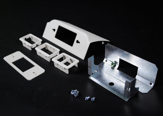 DSDWNS-BK | DS4000 Downward Ortronics Series II Device Plate Fitting Series