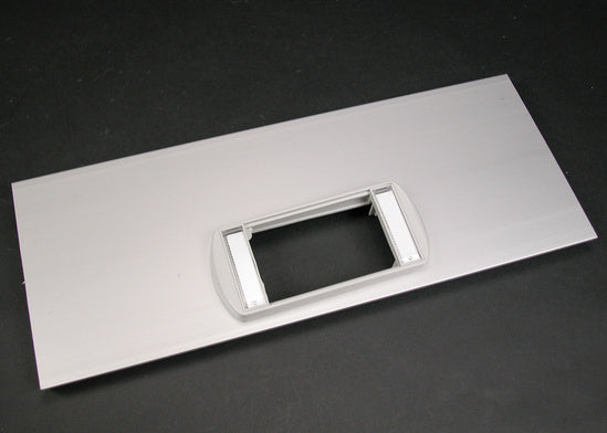 AL5256-ACTLPB | AL5200 Large Multi-Channel Raceway Low Profile Adapter Cover Plate Series