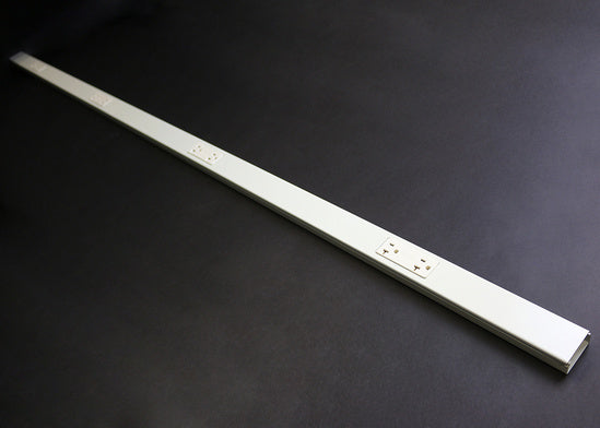 24S7218GBX99IV | V2400 Series Steel Plugmold® Multioutlet Strip Series
