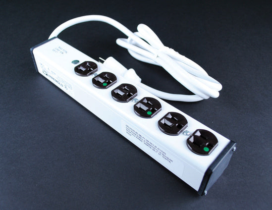 ULM6-15 | ULM6 Plug-In Outlet Center Unit for Patient Care Areas Series