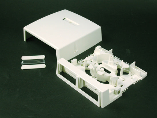 CM-MMB-292-WH | Uniduct 2700-2800-2900 Series Two-Insert Multimedia Box Fitting Series