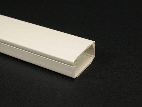 PN03L08V | Eclipse™ PN03 Latching Raceway Fitting Series