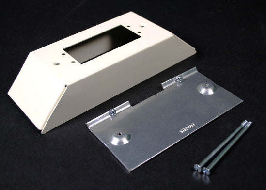G3046V | 3046V Bump-Up Extron AAP Plate Series