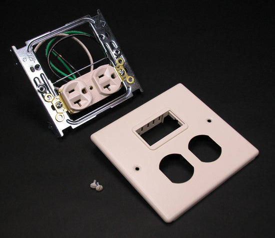 V4047WM | 4047 Two Gang Cover One Duplex Receptacle Installed Activate Mini Adapter Series